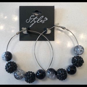 Brand New Style Hoop Earrings With Balls